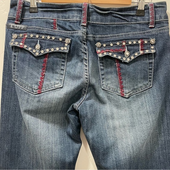 Cowgirl Tuff Co Jeans. Bootcut Women’s Size 28 Length 33 Studded Red Details - Picture 8 of 16